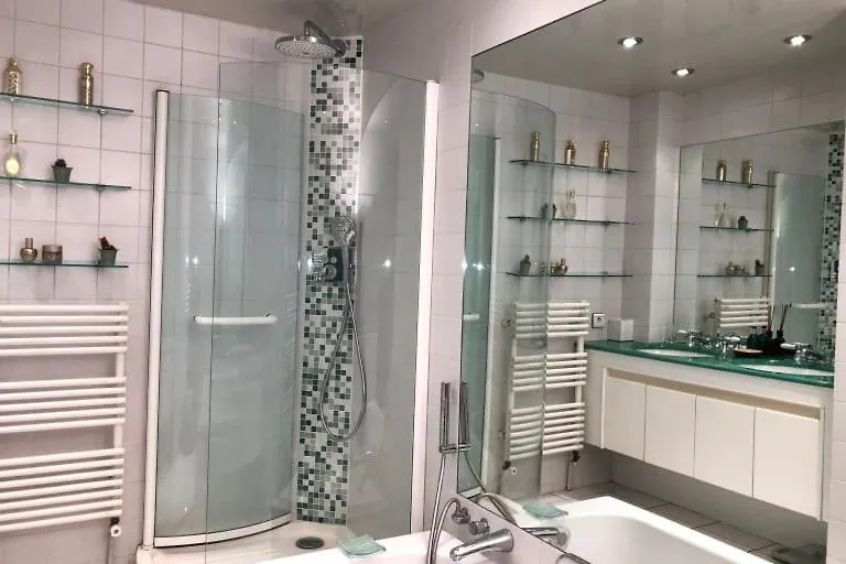 Guestready - Sejour Raffine Pres De La Tour Eiffel Apartment Paris